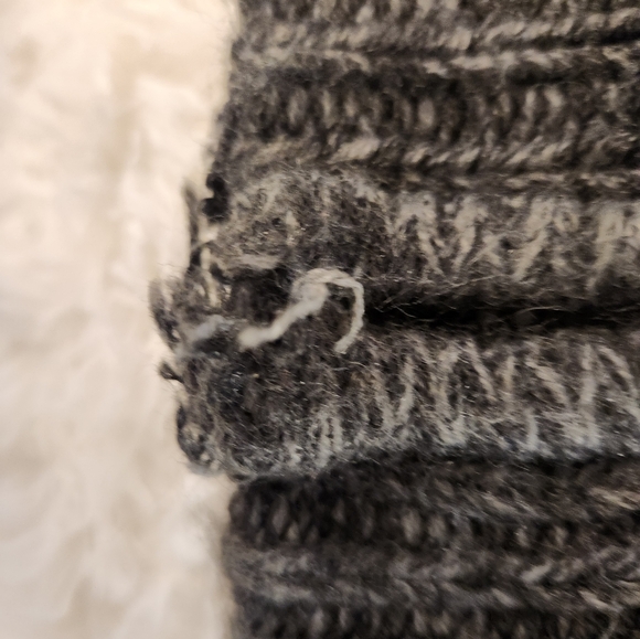 Sweater - Picture 3 of 3